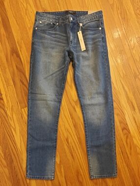 Forever 21 Men's Slim Jeans in Blue Wash